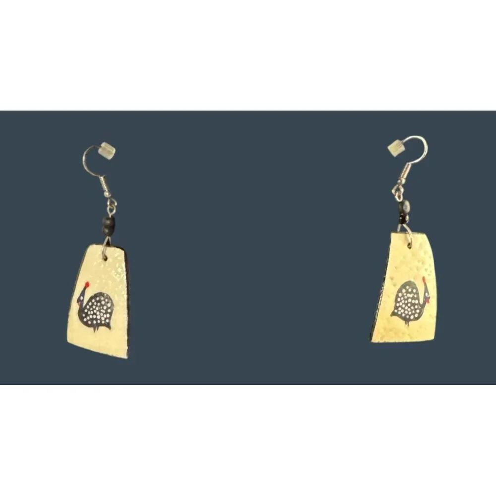 Handcrafted Shell Guinea Fowl Earrings With Unique Design & Silver Hooks - Picture 7 of 7